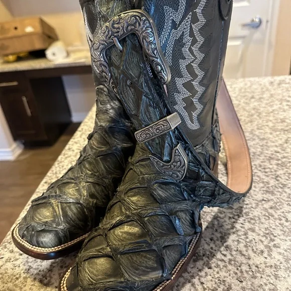 Fish boots